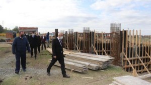 Ergene Belediye Başkan Vekili Salih Tıknas Spor Kompleksindeki Çalışmaları İnceledi