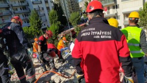 KAHRAMANLARIMIZ TARİH YAZIYOR