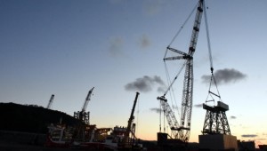 "Kanuni" sondaj gemisinin kule montajına başlandı