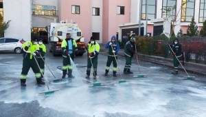 KEÇİÖREN BELEDİYESİNDEN HASTANELERE DEZENFEKTE HİZMETİ