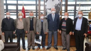 Kuyucaklılardan Başkan Kurt'a teşekkür ziyareti 