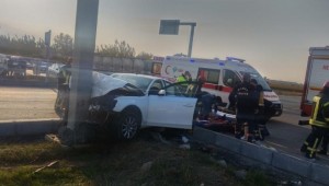 Manisa'da iki otomobil çarpıştı: 7 yaralı