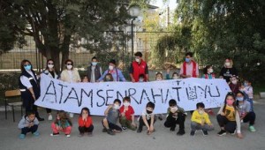 Minikler çadır kentten Ata'ya selam durdu 