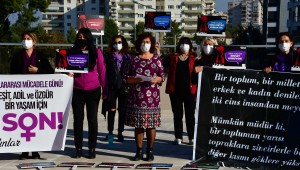  Narlıdere 'şiddete' karşı tek yürek!