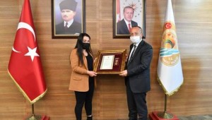 Şehit Yakınımıza ve Gazimize Devlet Övünç Madalyası Verildi