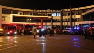 SİRENLER DEPREM İÇİN ÇALDI