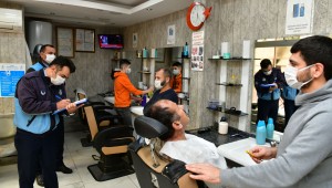 Çiğli'de Berber ve Kuaförlere Koronavirüs Denetimi