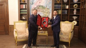 EÜAŞ GENEL MÜDÜRÜ İZZET ALAGÖZ'DEN BAŞKAN ARI'YA ZİYARET