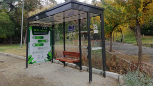 İzmir'in ilk doğa dostu otobüs durağı