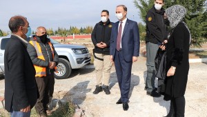 Vali Erin, Şehitlik Parkında İncelemelerde Bulundu