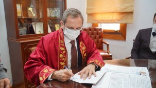 AYVALIK'TA ÇİFTLERE İSTANBUL SÖZLEŞMESİ