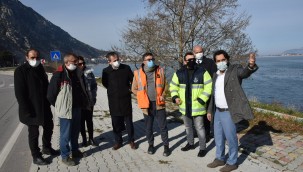 BELEDİYE KARAYOLLARI İŞBİRLİĞİ. İLÇEMİZİN TRAFİK AKIŞINDAKİ SIKINTILARI GİDERİLECEK. KARAYOLLARI BÖLGE MÜDÜRLÜĞÜNDEN BAŞKAN VELİ GÖK'E ZİYARET. SIKINTILI YERLER YERİNDE İNCELENDİ.