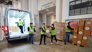  Büyükşehir'den sokak sanatçılarına ve müzisyenlere pandemi desteği