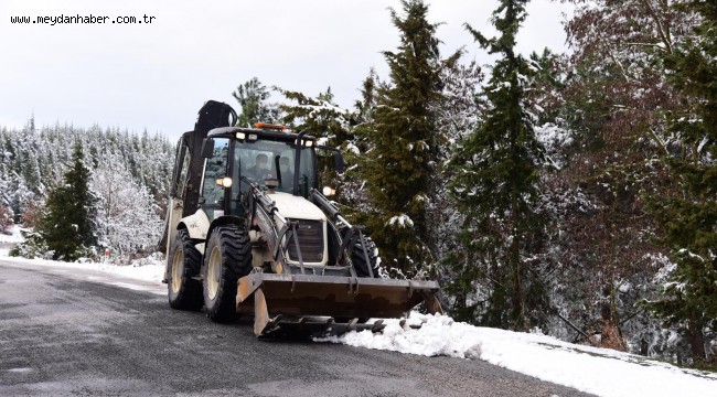 KARESİ'DE KAPALI KIRSAL MAHALLE YOLU KALMADI