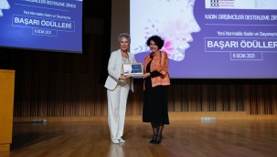 Neptün Soyer'e girişimcilik ödülü