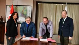 ROTARY'DEN ÇİĞLİ BELEDİYESİ'NE TAM DONANIMLI HASTA MÜDAHALE AMBULANSI