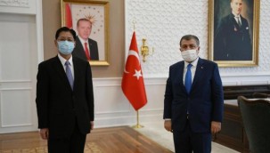 Sağlık Bakanı Koca, Çin'in Ankara Büyükelçisi Şaobin ile görüştü