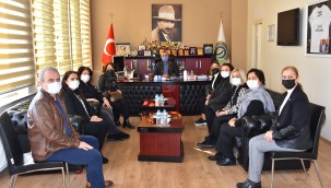 TOBB KADIN GİRİŞİMCİLER KURULU ÜYELERİNDEN BELEDİYEMİZE ZİYARET