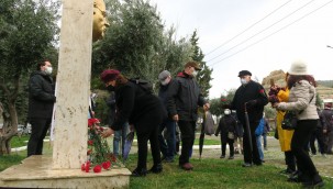 Uğur Mumcu Foça'da törenle anıldı…