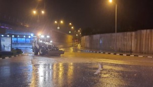 YUNUSEMRE'DE FIRTINA ALARMI  