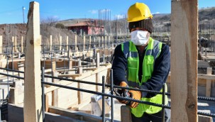 BAŞAK PROJESİ'NDE İLK TEMEL ATILDI: AYAŞ YAĞMURDEDE MAHALLESİ'NDE MUTLU BAŞLANGIÇ