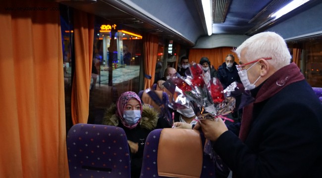 Başkan Yüksel Vatandaşların ve Esnafın 14 Şubat Sevgililer Günün Kutladı