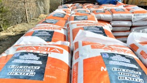 BAŞKENT'TE KIRSAL KALKINMA HAMLESİ SÜRÜYOR: MANSUR YAVAŞ BU KEZ KIRMIZI MERCİMEK TOHUMU DAĞITIMI GERÇEKLEŞTİRDİ