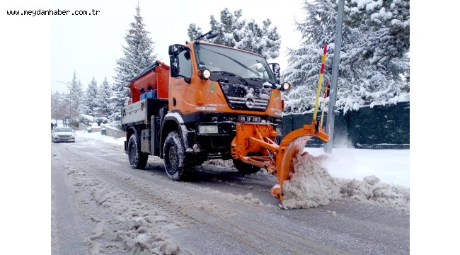 ÇANKAYA'DA ARALIKSIZ KARLA MÜCADELE