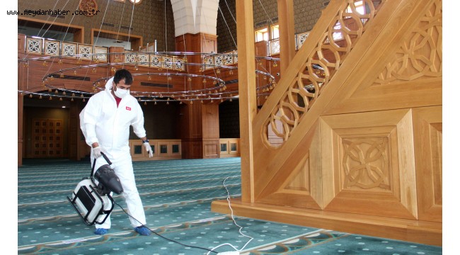 ÇANKAYA'DAN CAMİ TEMİZLİĞİ