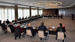 CHP TARİHİNE İZ BIRAKMIŞ İSİMLER BİR ARAYA GELDİ