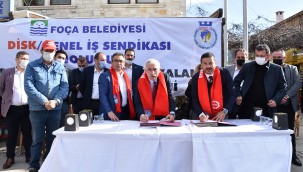FOÇA BELEDİYESİ'NDE TOPLU SÖZLEŞME SEVİNCİ