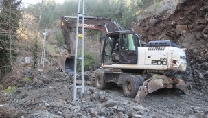 HBB YAĞIŞLARIN SEBEP OLDUĞU OLUMSUZLUKLARI ORTADAN KALDIRIYOR HBB EKİPLERİ YARALARI VAR GÜCÜYLE SARIYOR