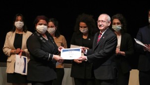 Kılıçdaroğlu'ndan Buca Belediyesi'ne sertifika onuru