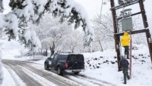 Kış Yunanistan'ı vurdu, aşılar da bozuldu