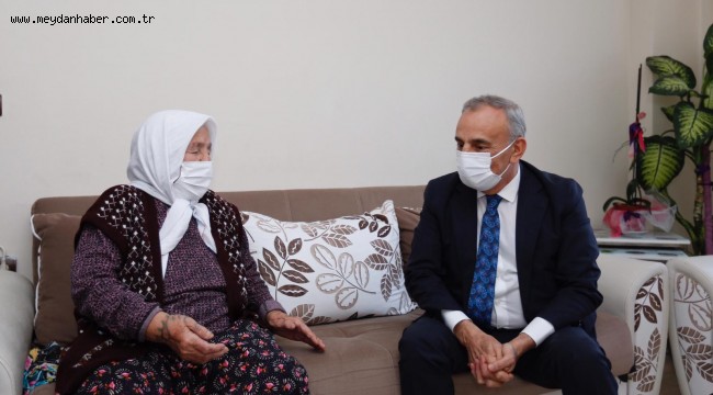 KÜÇÜKÇEKMECE BELEDİYE BAŞKANI KEMAL ÇEBİ'DEN ASIRLIK ÇINARLARA ZİYARET