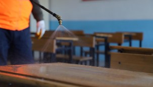 Menderes'te Okullar Dezenfekte Edildi