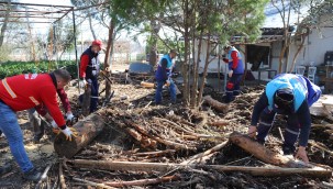 Menderes'te Selin Yaraları Sarılıyor