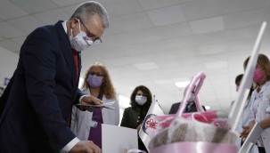 Rektör Budak "Kanseri erken teşhis edip hızlı önlem almayı amaçlıyoruz"