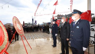 18 Mart Çanakkale Zaferi'nin 106. yılında şehitler adına tören düzenlendi