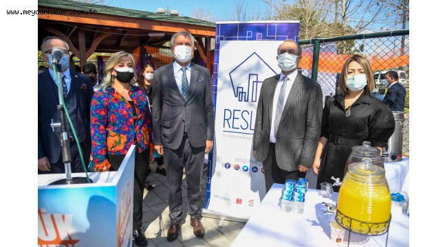 Adana Büyükşehir Belediyesi'nden kadınlara Mutfak Atölyesi ve Peyhane Kafe