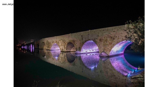 Adana kadınlar için renklendi...