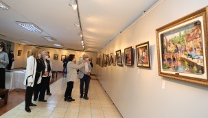 AKSM, 3 KADIN ELİYLE ÜRETİLEN RÖLYEF SERGİSİNE EV SAHİPLİĞİ YAPIYOR