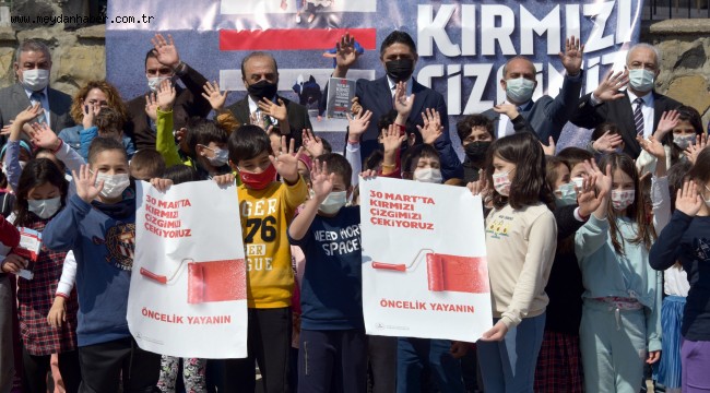 Aliağa'da "Yaya Önceliği Kırmızı Çizgimizdir" Etkinliği 