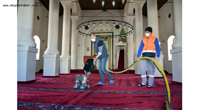 Aliağa İbadethanelerinde Ramazan Temizliği