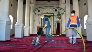 Aliağa İbadethanelerinde Ramazan Temizliği