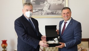 ALMAN BÜYÜEKLÇİ SCHULZ HATAY'DA