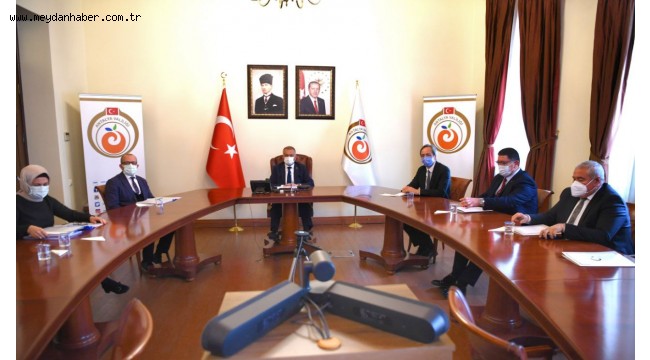 ANTALYA'DA PANDEMİ DEĞERLENDİRME TOPLANTISI GERÇEKLEŞTİRİLDİ