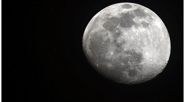 Ay'da ortak istasyon için imzalar atıldı