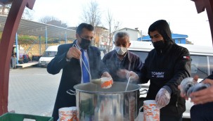 BABADAĞ'DAKİ PAZARCILAR GÜNE SICAK ÇORBAYLA BAŞLADI