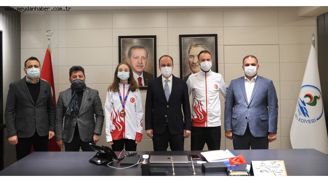 BAŞKAN ÖRKİ ŞAMPİYON SPORCUYU AĞIRLADI